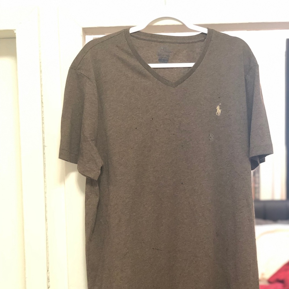 Polo by Ralph Lauren Men’s XL Brown V-neck tee